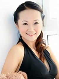 Asian single Li (Lily) from Nanning, China