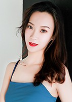 Russian single Yaqi (Qi) from Taiyuan, China