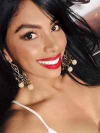 Single Alexandra from Medellín, Colombia