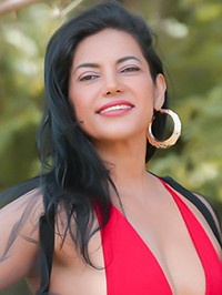 Latin woman Alejandra from Cartagena, Colombia