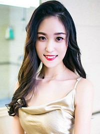Asian single Wenwen from Shanghai, China