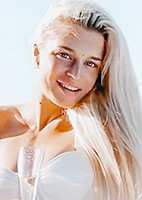 Russian single Anastasia from Budva, Montenegro