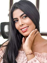 Latin woman Angelica Maria from Bogotá, Colombia