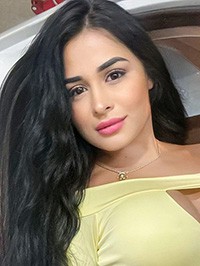 Latin woman Maria from Medellín, Colombia