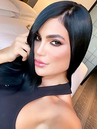 Latin woman Karina from Medellín, Colombia