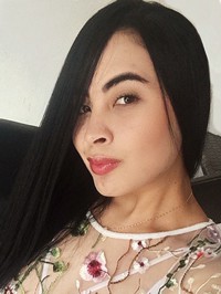 Latin woman Andrea from Medellín, Colombia