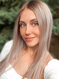 Ukrainian woman Karina from Kyiv, Ukraine