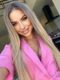 Russian single Alina from California, United States