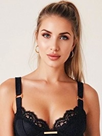Ukrainian single Olha from Madrid, Spain