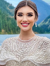 Russian single Aiym from Almaty, Kazakhstan