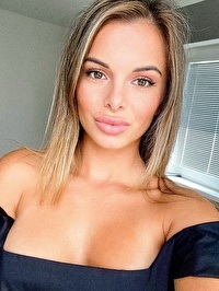Ukrainian single Nikola from Prague, Czech Republic