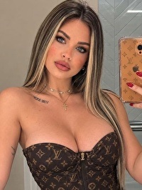European single Andrea from Palma de Mallorca, Spain