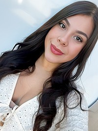 Latin single Andrea from Itagui, Colombia