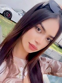 Latin single Paola from Medellín, Colombia