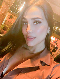 Latin single Viany from Cali, Colombia