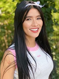 Latin single Estefania from Bello, Colombia