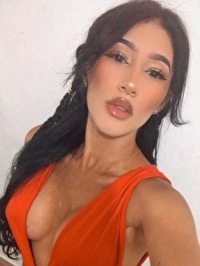 Latin single Mildreth from Medellín, Colombia