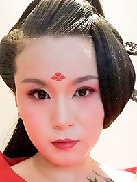 Asian woman Fang from Baicheng, China