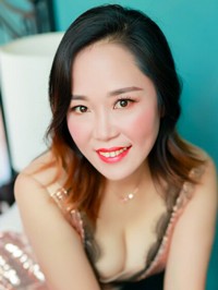 Asian woman Xingrong from Zouping, China