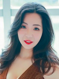 Asian single Yu from Cuizhu, China