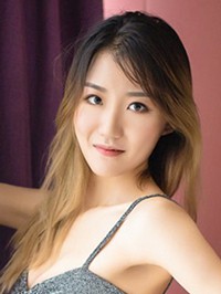 Asian single Xinqi from Taipingzhuang, China