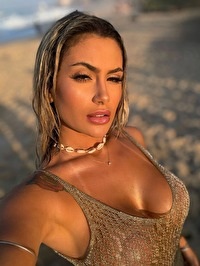 Latin single Tiffany from Rio de Janeiro, Brazil