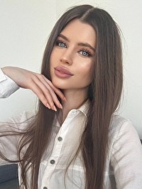 Ukrainian single Alona from Miami, Florida, United States