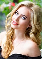 Russian single Olena from Dubrowna