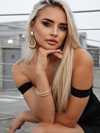 European single Jelizaveta from Tallinn, Estonia