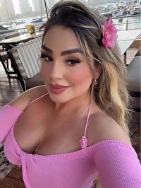 Latin single Gina from Medellín, Colombia