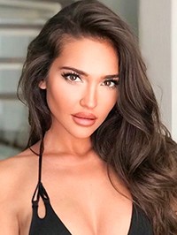 European single Paulina from Madrid, Spain