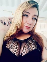 Latin single Alexandra from Bogotá, Colombia