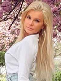 Ukrainian single Yuliya from Uzhgorod, Ukraine