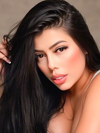 Latin single Fernanda from Bello, Colombia
