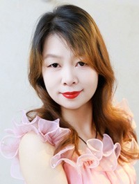 Asian woman Xiuping (Ping) from Macheng, China