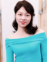 Asian woman Lili (Li) from Nanjing, China