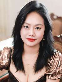 Asian woman Haifang (Fang) from Jinhua, China