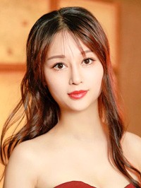 Asian single Dan (Daniela) from Guangzhou, China