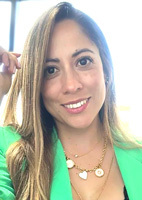 Russian single Paola from Bogotá