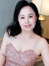 Asian woman Xiuling (Ling) from Changchun, China