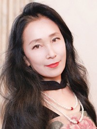 Asian woman Xiaoyan (Yan) from Changchun, China