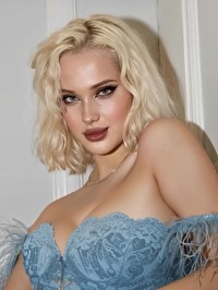 Ukrainian single Yuliia from London, United Kingdom