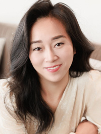 Asian woman Shaohui (Hui) from Chongqing, China