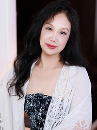 Asian woman Yanling (Ling) from Xinxiang, China