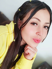 Latin single Luisa Fernanda from Urumita, Colombia