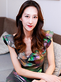 Asian single Yin (Yin) from Shanghai, China
