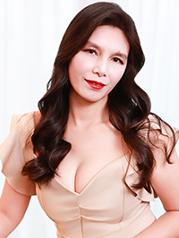 Asian woman Xiaoju (Ju) from Chengdu, China