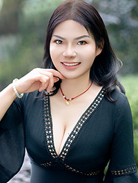 Asian woman Yuanman (Man) from Changsha, China