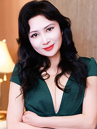 Asian single Wenying (Ying) from Shanghai, China