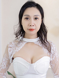 Asian woman Ling (Ling) from Chongqing, China